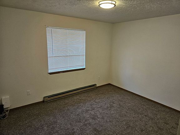 5th image of 911/913 E Spruce Ave