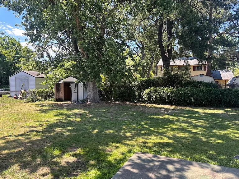 3318 Custer Ct — Photo 8