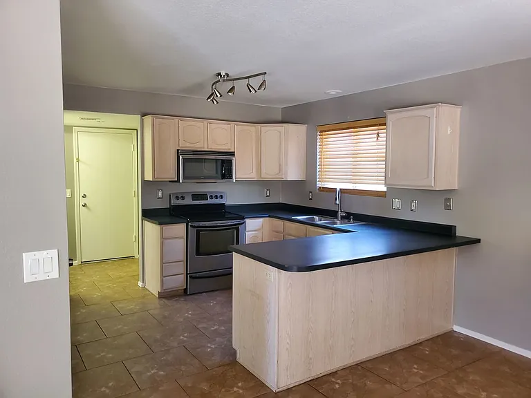 2910 E Muirwood Dr — Photo 10