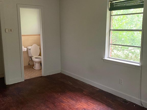 5th image of 7642 Pinedale Dr