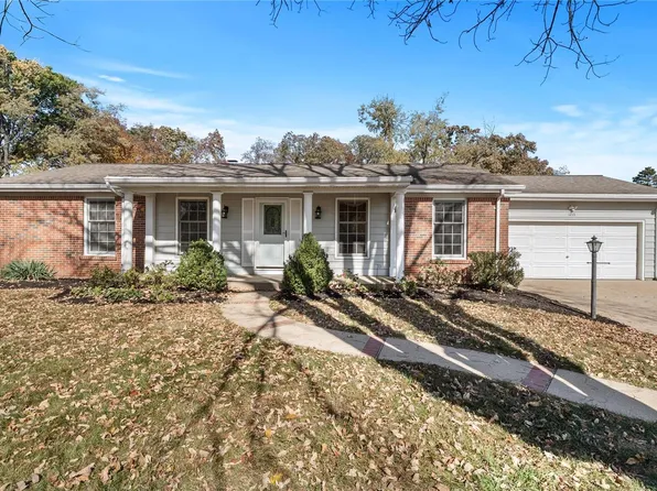 1213 Marsh Ave, Ballwin, MO 63011
