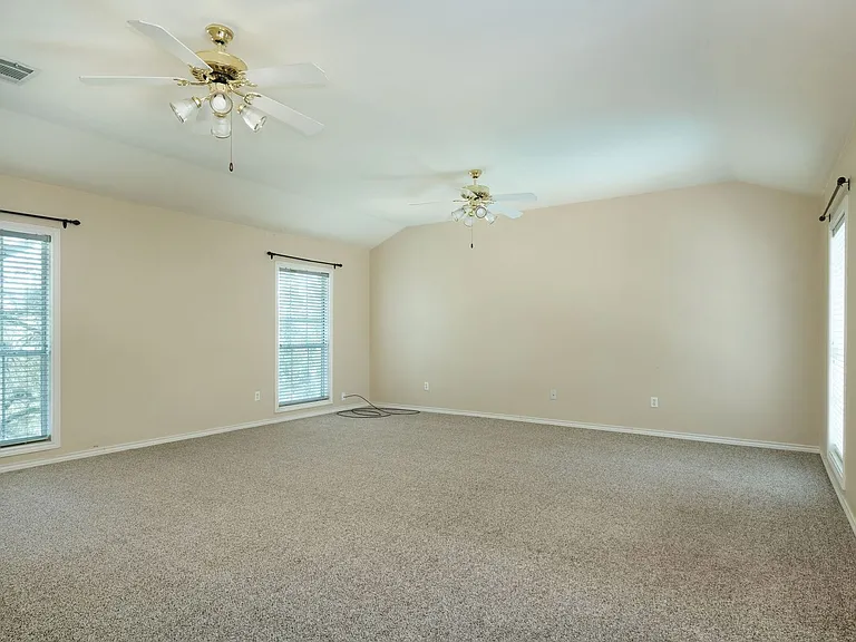 1629 Chesterwood Cv — Photo 8