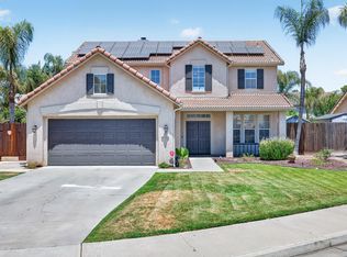 752 W Pebble Dr, Hanford, CA 93230