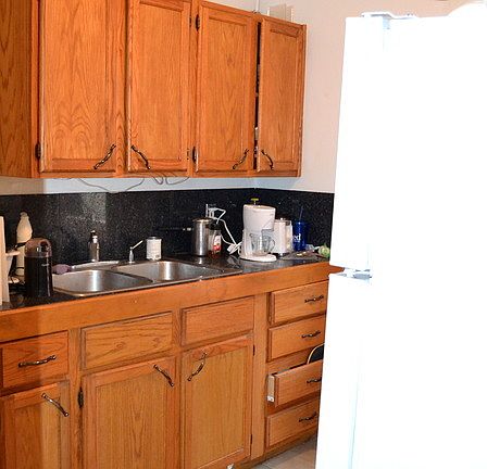 3rd image of 3922 N Ashland Ave APT 2F