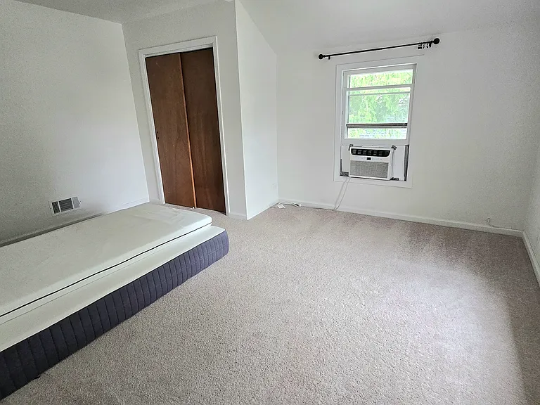 3421 Lexington Ave #2 — Photo 14
