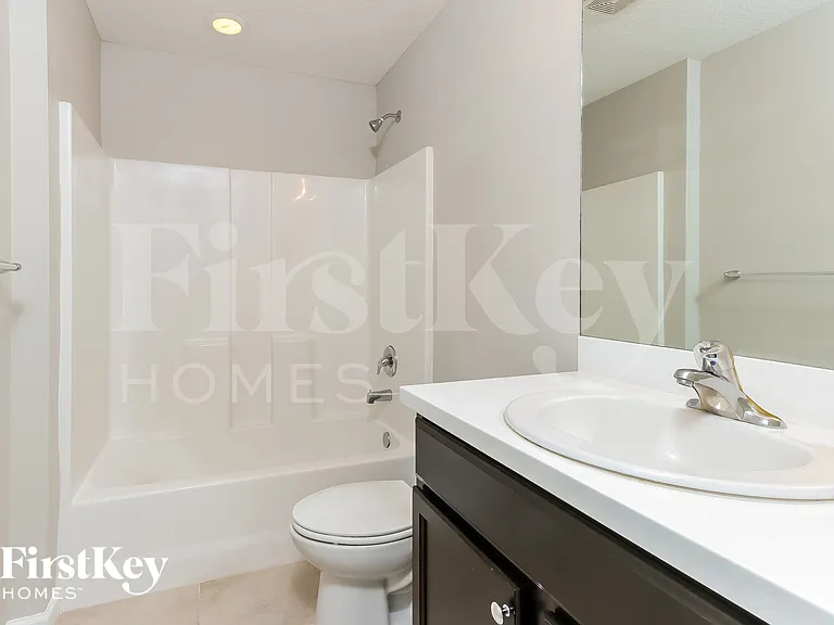 1939 SW Gold Ln — Photo 13