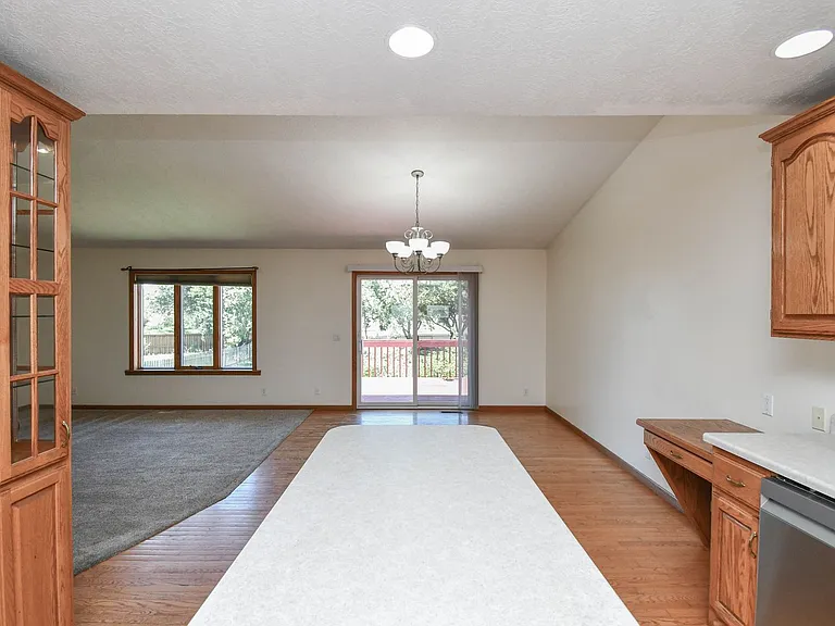 5937 S Lois Ln — Photo 10