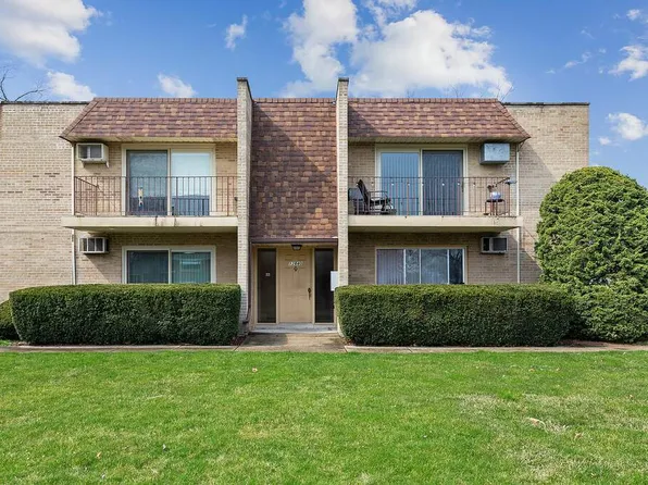 12840 S 71st Ave #205, Palos Heights, IL 60463