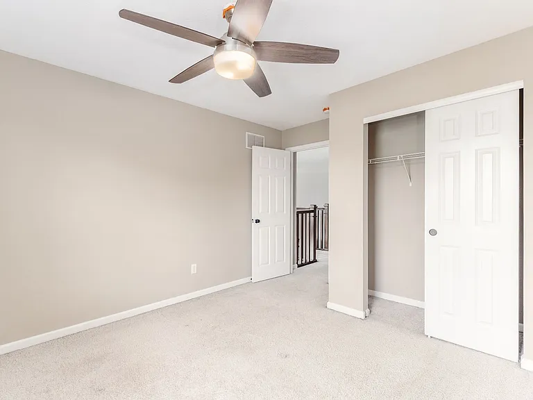 5642 Coventry Ct — Photo 48