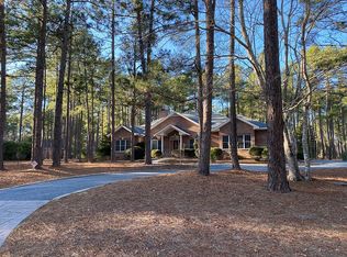 11 Northam Ct, Pinehurst, NC 28374