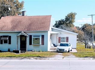 600 N High St, Paris, IL 61944