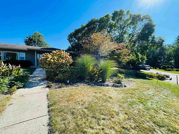 2nd image of 2617 Cedar Pointe Dr