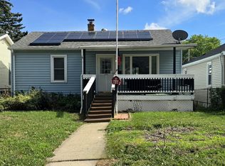 452 E Broadway St, Bradley, IL 60915