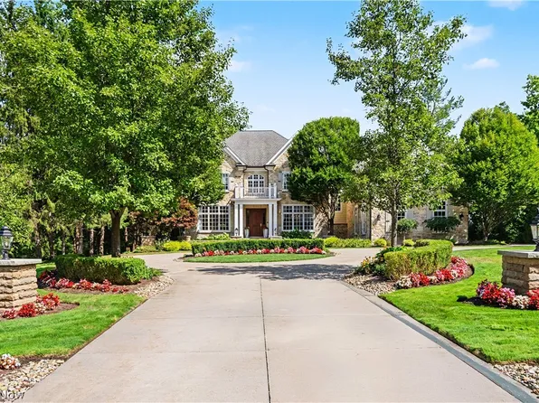 31750 Meadowlark Way, Pepper Pike, OH 44124