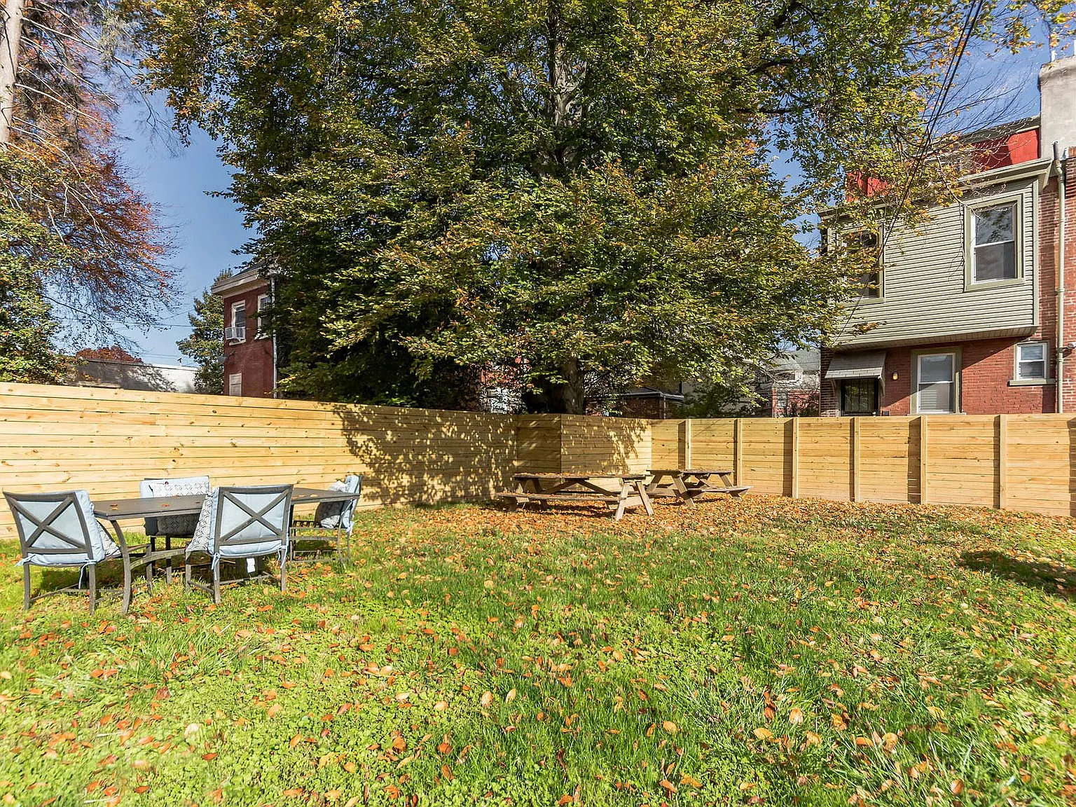 2 bed, 1050 sqft, $1,650 — Photo 4