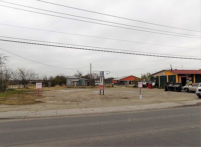 2nd image of 3078 El Indio Hwy