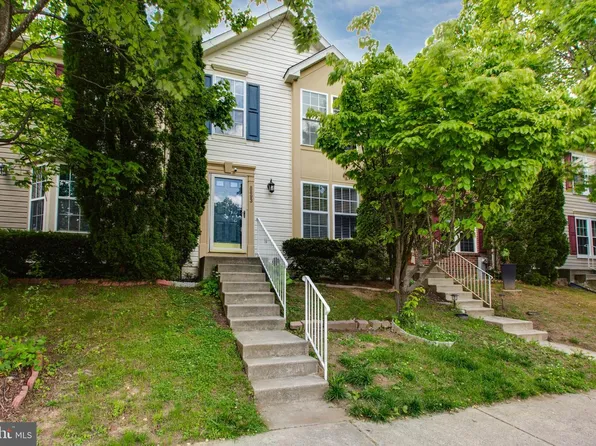 8893 Papillon Dr, Ellicott City, MD 21043