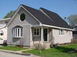 44 Fairfax Rd, Fox Lake, IL 60020