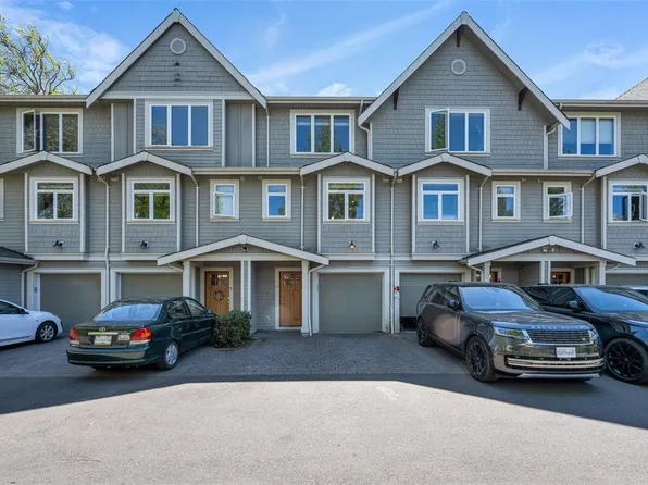 2918 Shelbourne St #3, Victoria, BC V8R 4M6