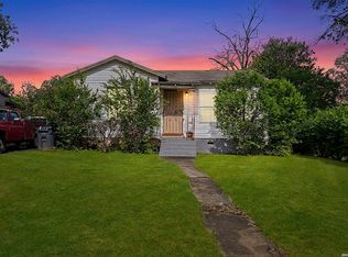 211 Robeson Ave, San Antonio, TX 78220