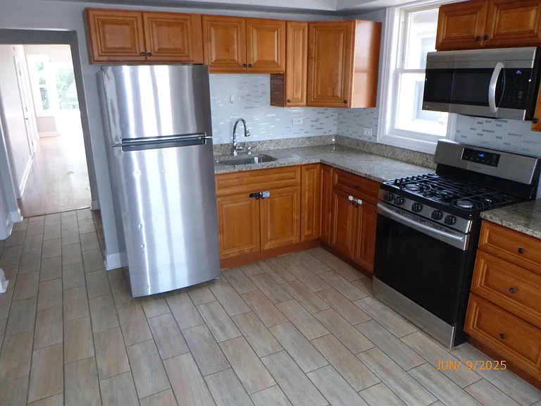 3126 W 54th Pl #2 — Photo 7
