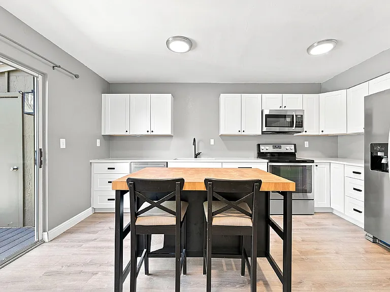 8186 S Fillmore Way — Photo 17