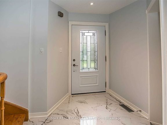 2nd image of 6361 Longspur Rd