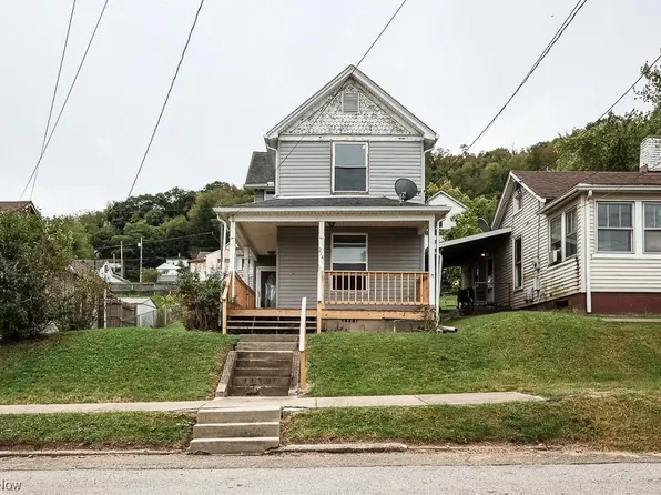 214 Indiana Ave, Chester, WV 26034