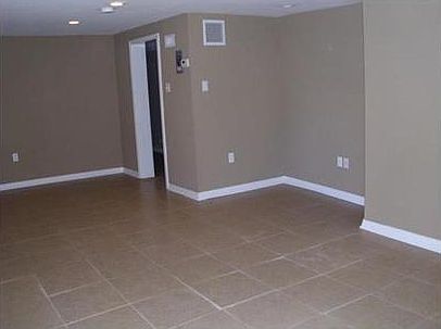 4th image of 3612 Upperline St #1/2