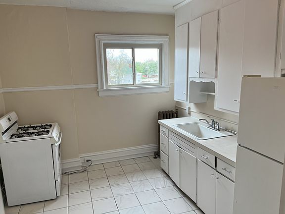 Kitchen with a gas stove