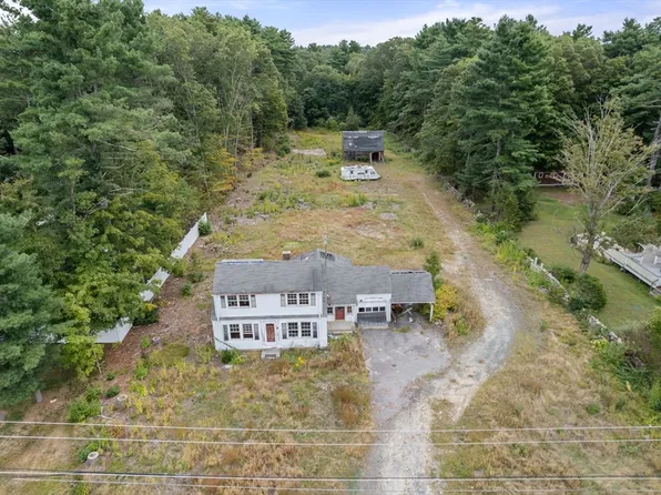 370 S Main St, Hopedale, MA 01747