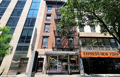 819 Sixth Avenue in Chelsea