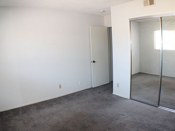 Back Unit Bedroom