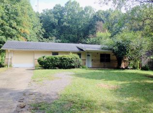 763 Walton Hills Rd, Monterey, TN 38574