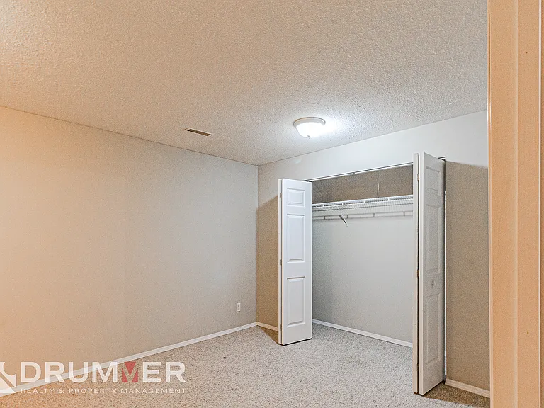 107 Country Hills Vlg NW #107 — Photo 23