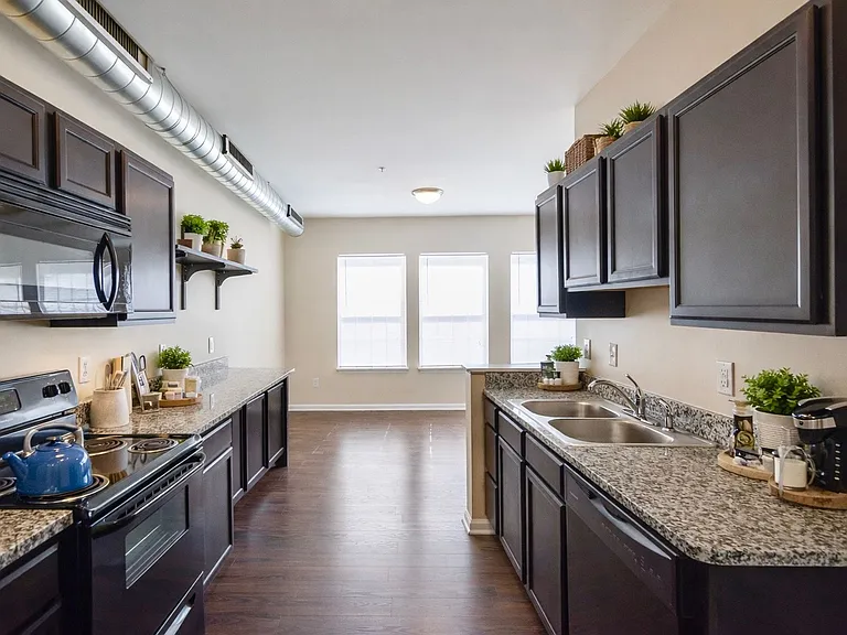 The Gateway Apartments — Photo 7
