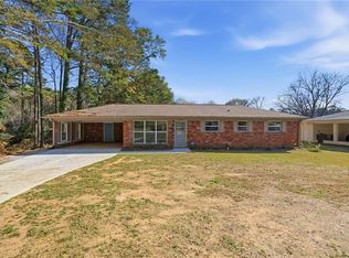 191 Pine St NE, Fairburn, GA 30213