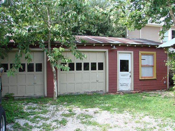 3rd image of 507 W 8th St