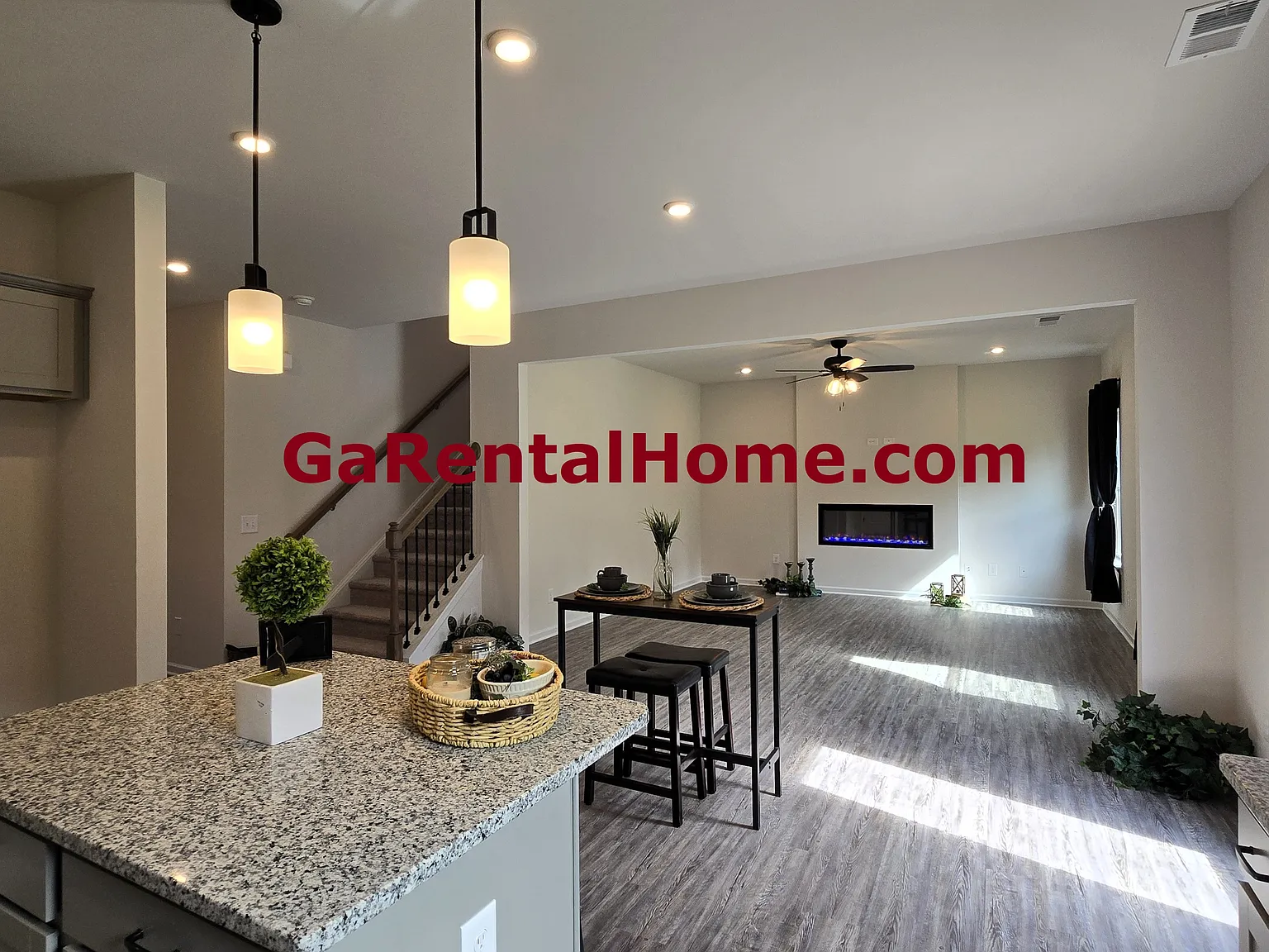 222 Asher Dr — Photo 3