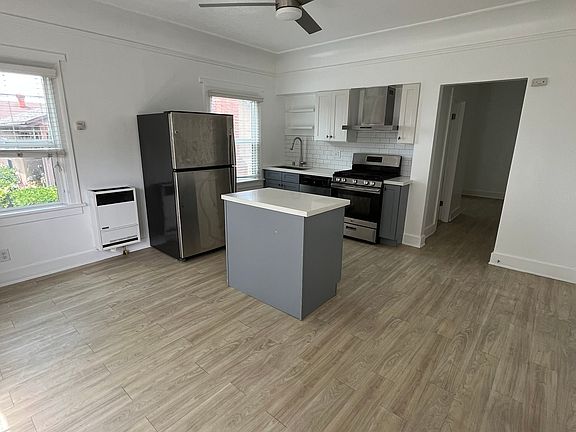 3rd image of 3921 Marathon St APT 1