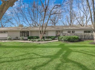 2333 W 98th St, Leawood, KS 66206