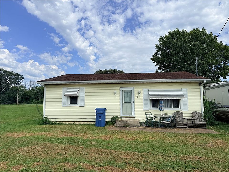 1st image of 304 N 7th Ave