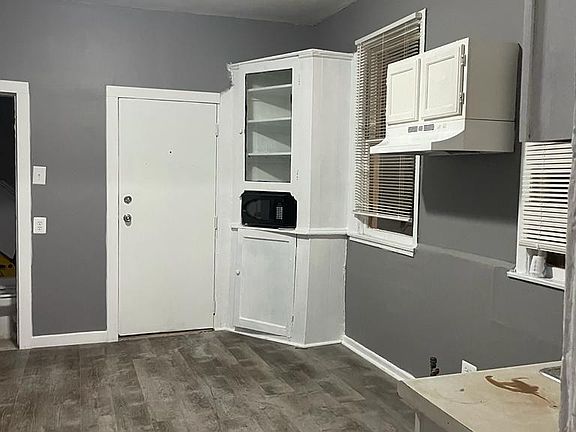 3rd image of 5323 S Emerald Ave #21-B