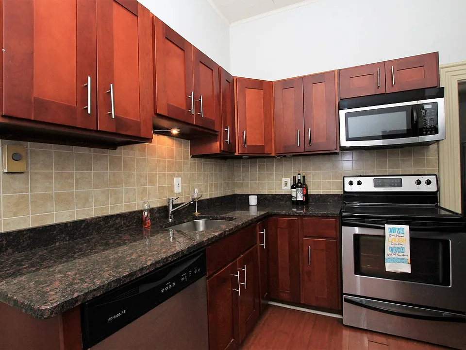 454 E Girard Ave #2F
