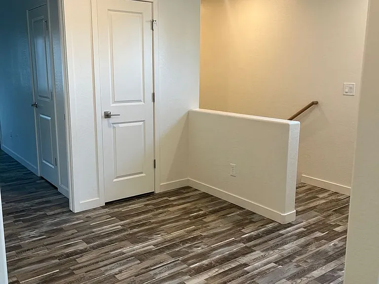 4200 N Viewpoint Dr — Photo 13