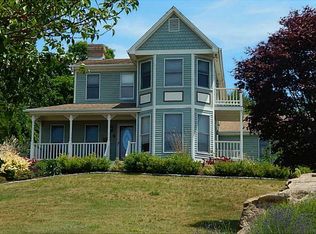 9 Sycamore Dr, Westerly, RI 02891