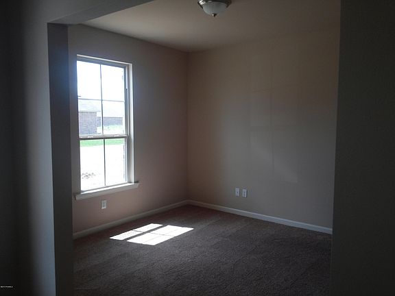 4th image of 202 Agrarian Dr