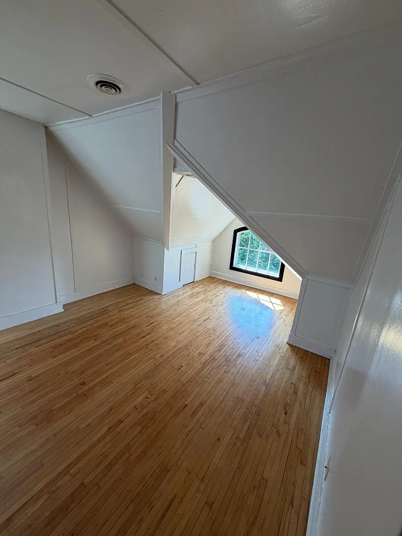2518 N 1st St - Unit 5 — Photo 3