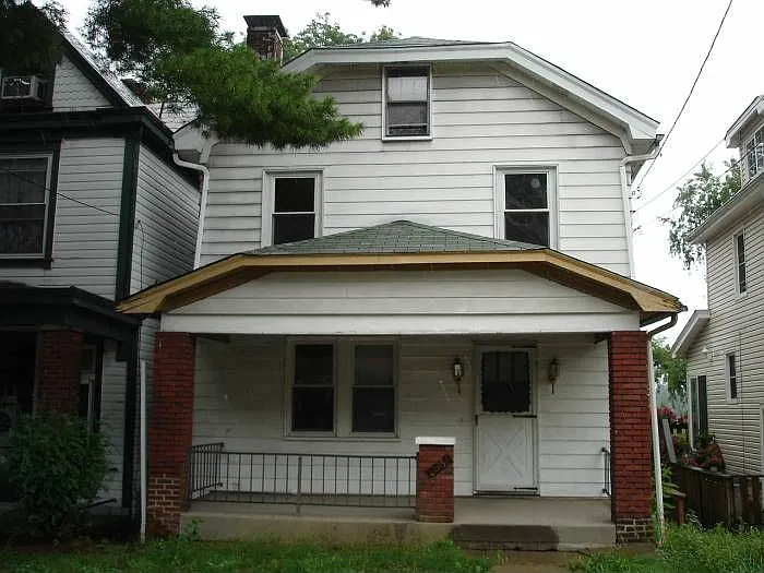 2361 Vodeli St photo 1