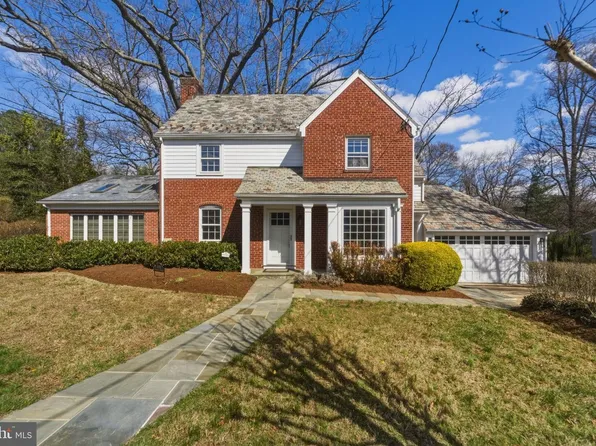 1724 Overlook Dr, Silver Spring, MD 20903